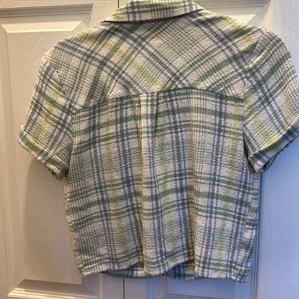 Flannel Button Down Perfect For Fall And Spring - image 2